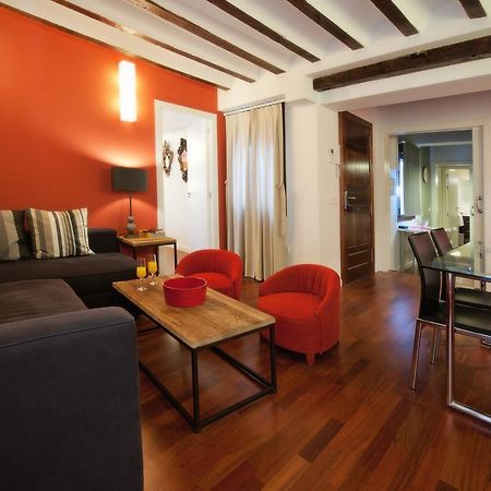 Apartamentos Abad توليدو الغرفة الصورة