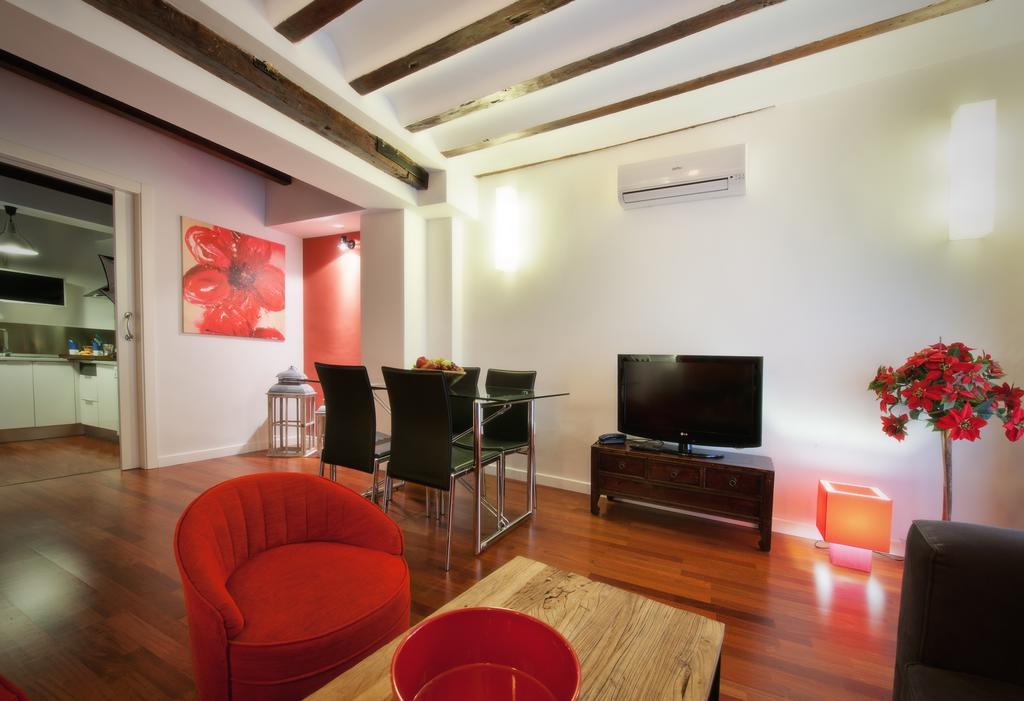 Apartamentos Abad توليدو الغرفة الصورة