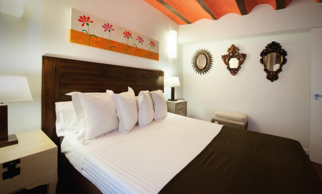 Apartamentos Abad توليدو الغرفة الصورة